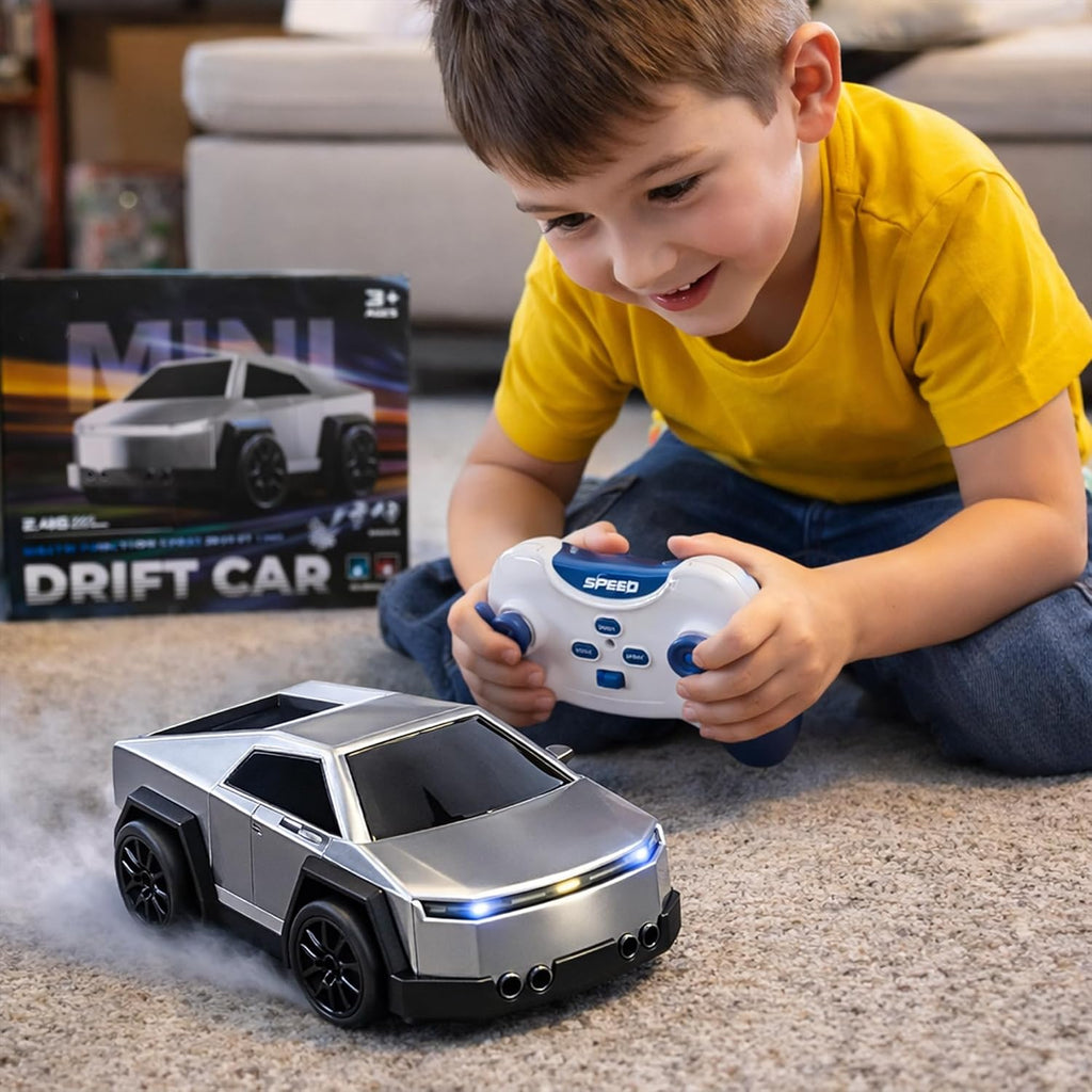 Mini RC Drift Pickup Truck with Spray Effect – 2.4G